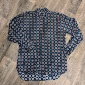 Retro Patterned Blue Button-up Shirt